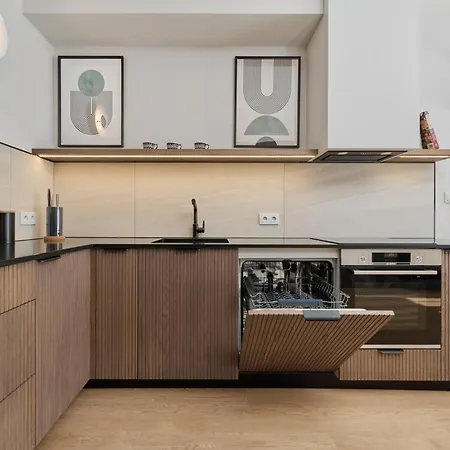 Bialowieska 69 - Ekskluzywny W Porcie Popowice Z Parkingiem I Balkonem - - Fair شقة *